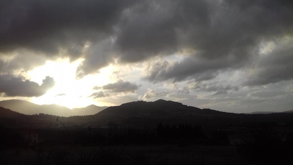 Le Gite De Cristal Proche Bugarach Granes 外观 照片